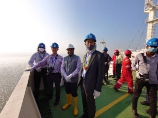 H. E. Mr. ITO Naoki visited ship breaking and recycling yards 4
